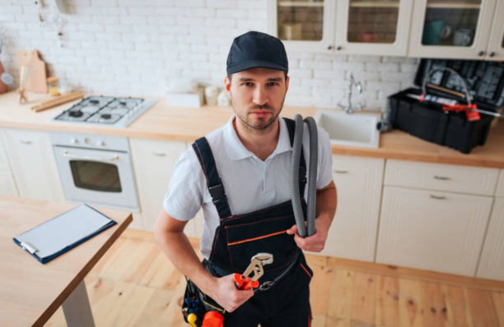 Leak Detection and Repair in Parrish FL 1