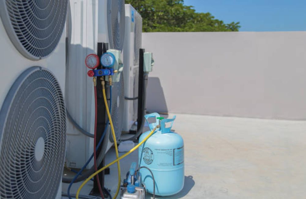 Refrigerant Recharge and Leak Repair in Parrish FL 12 1