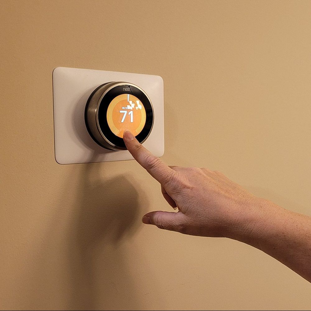 Thermostat Installation & Smart Controls