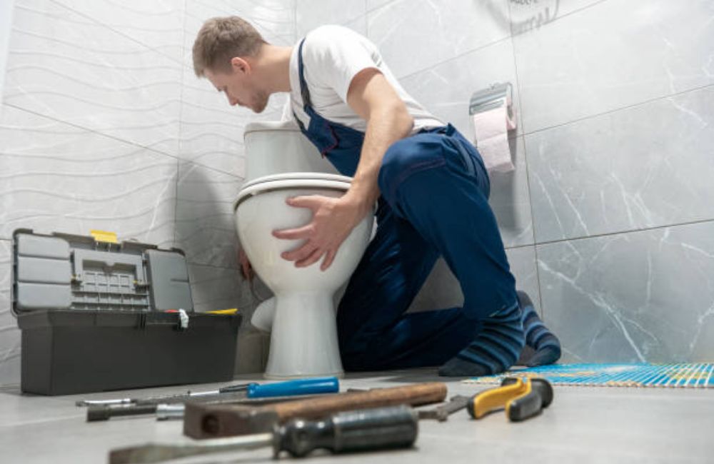 Toilet Repair Installation in Parrish FL 3